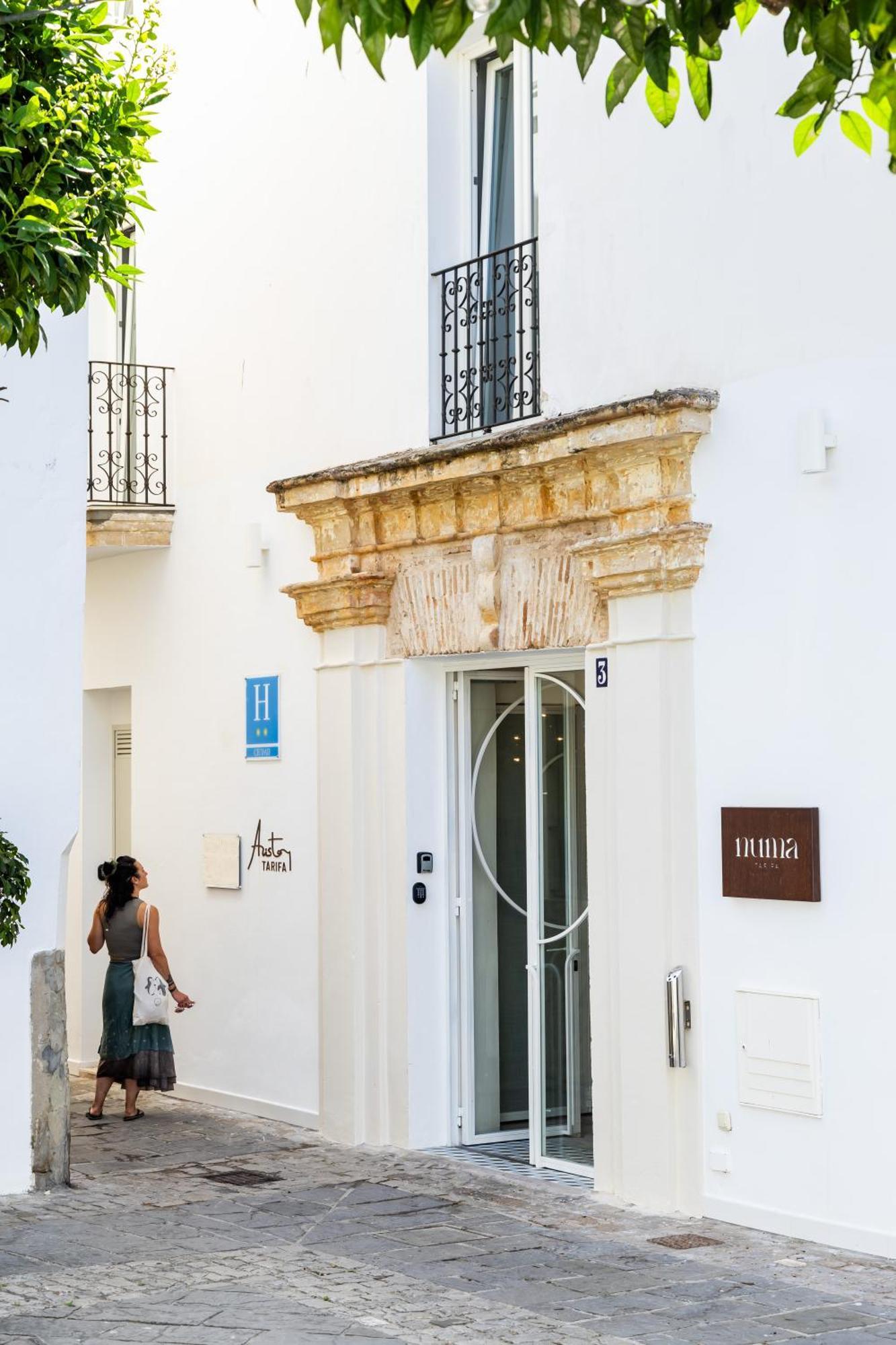 Aristoy Hotel 2*