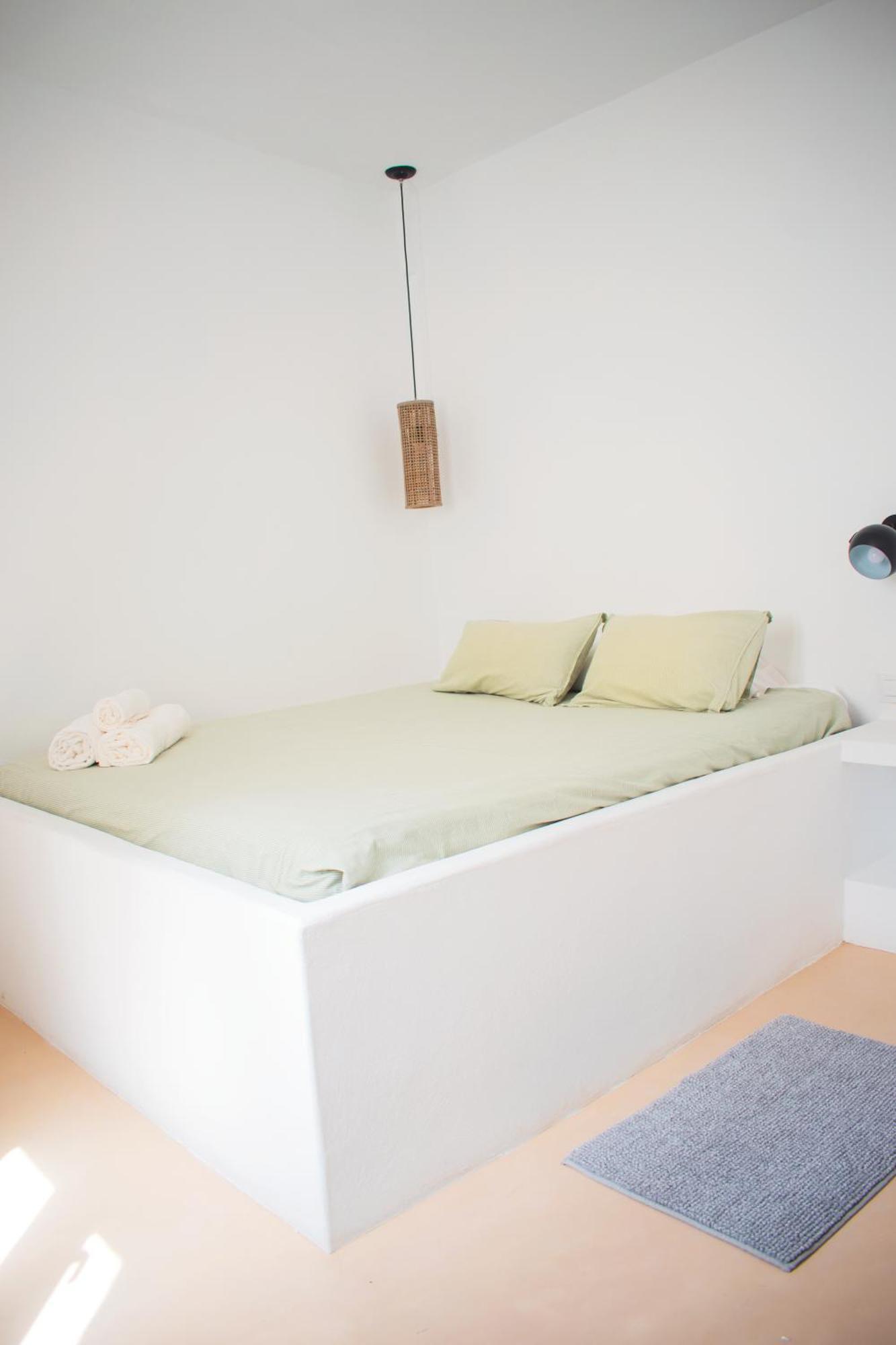 Aristoy Hotel
